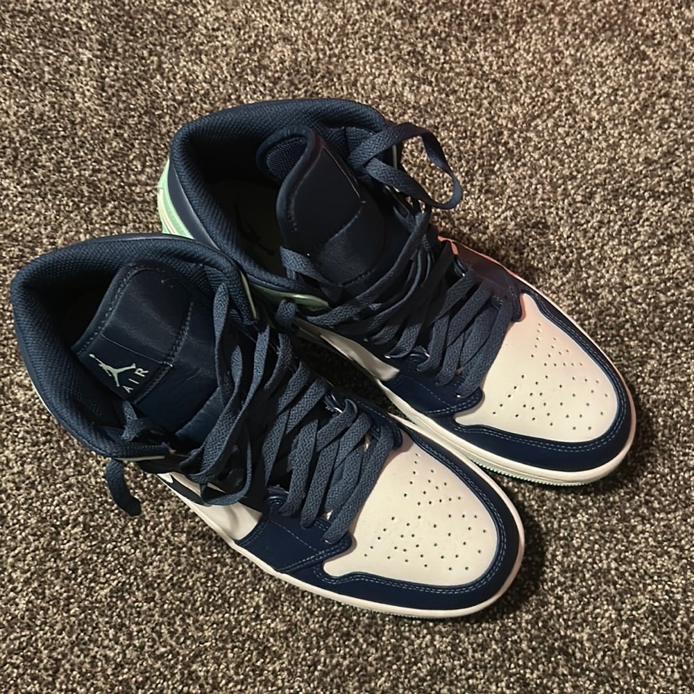 Jordan 1 mint retro